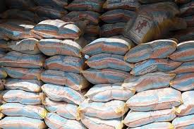 کندی ترخیص برنج‌های وارداتی عامل کمبود برنج در کشور است